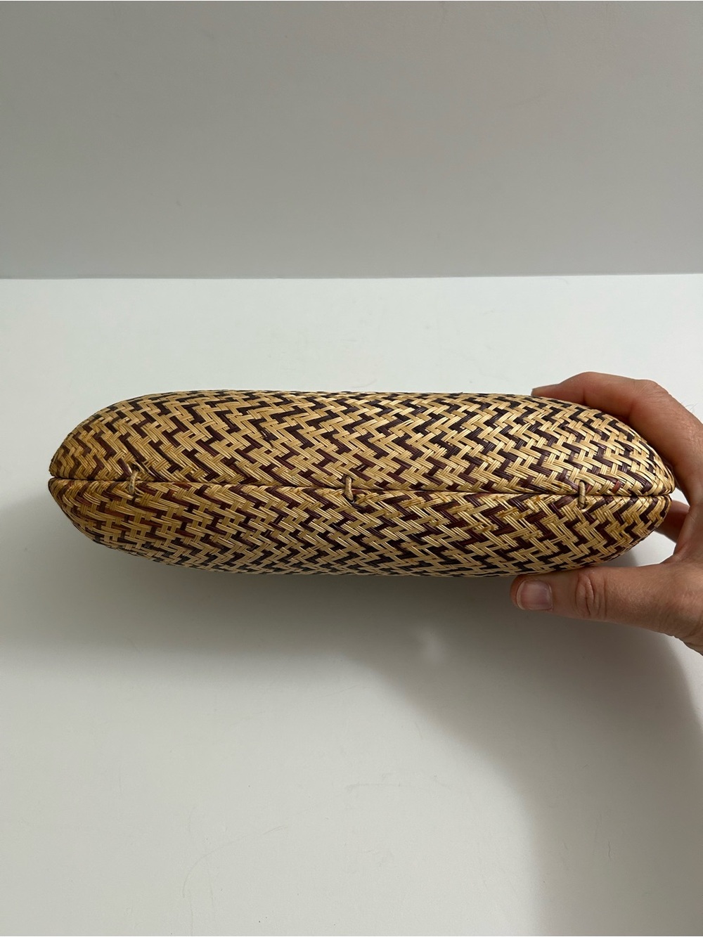Vintage Woven Straw Clutch/Shoulder Bag in Natural and Dark Brown - Picture 3 of 12